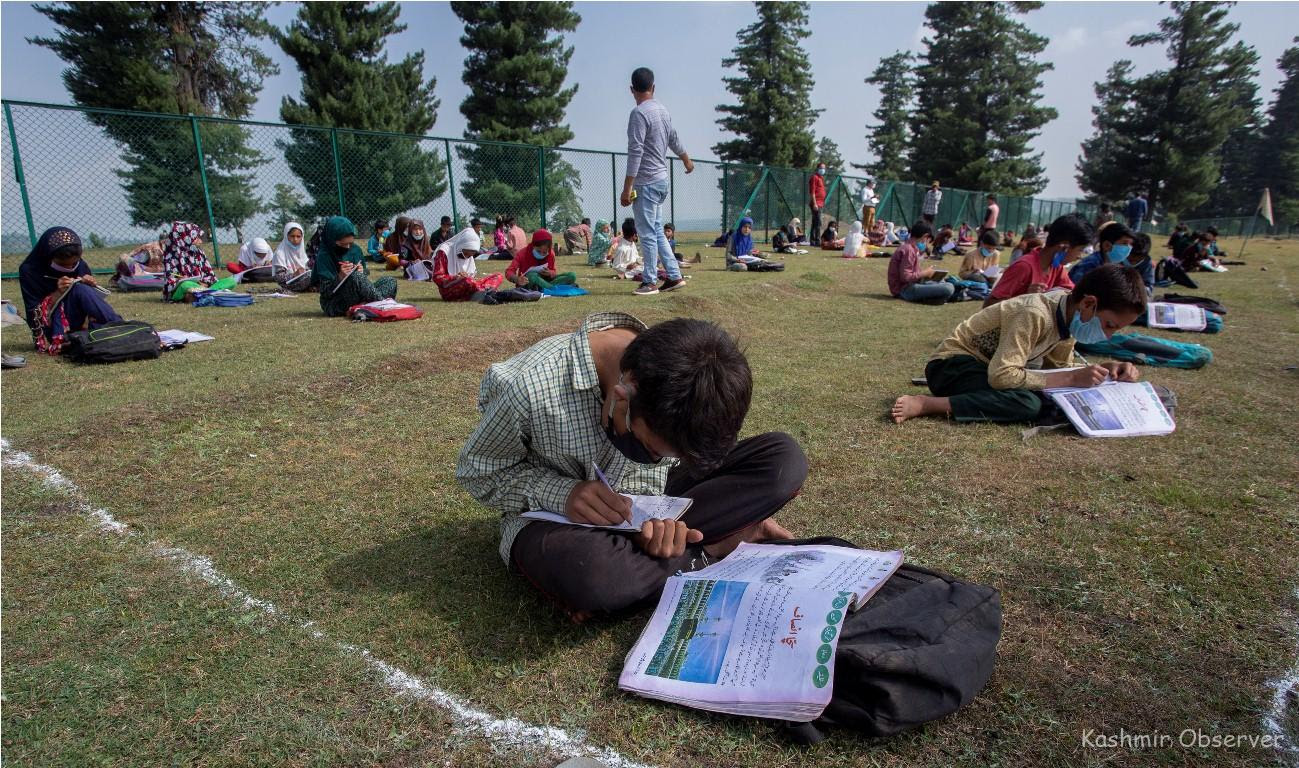 Jammu & Kashmir: Students’ capacities usher in open-air community classes
