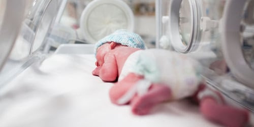 baby-incubator-preemie-700x350