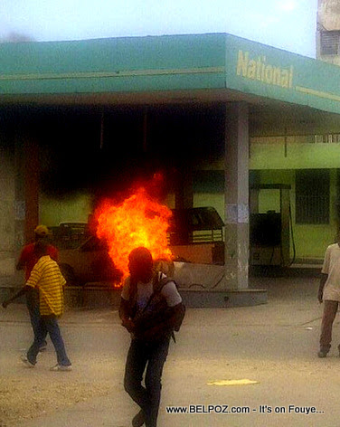Haiti - National Gas Station Set on Fire in Anti-Martelly Protest