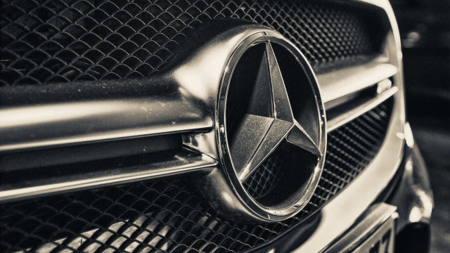 Mercedes-Benz vai parar produção em suas 2 fábricas País por falta de chips