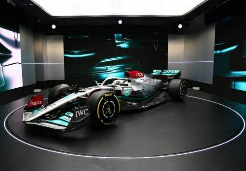 979c42bf f421 02f4 b28c e6a54ab86485 - IWC Schaffhausen y Equipo de Fórmula 1 Mercedes-AMG Petronas  presentan  primer reloj oficial del equipo