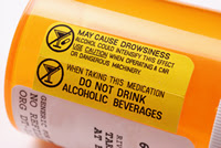 Photo: Prescription bottle with warning label that says to not drink alcohol with the medication