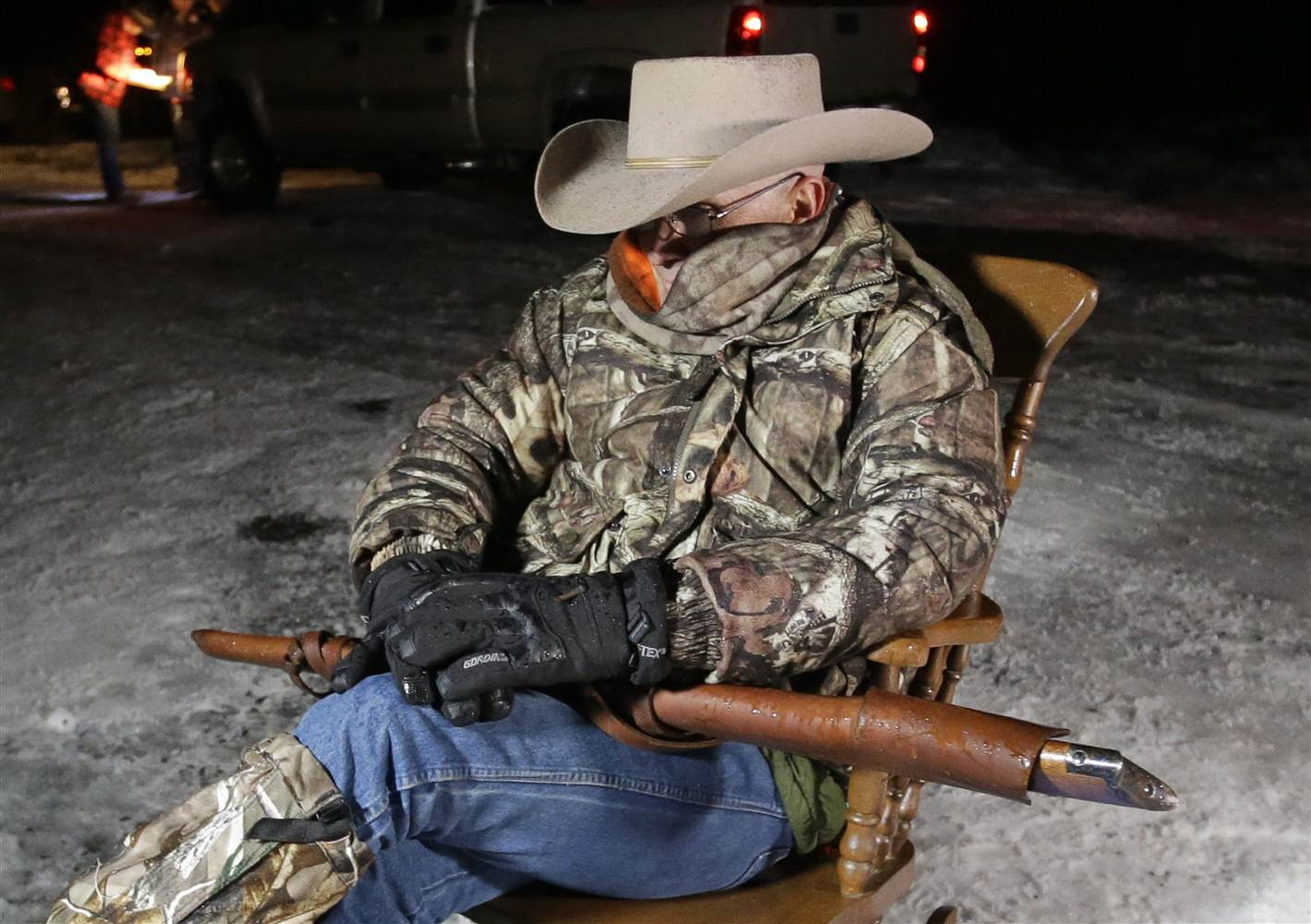 160106-oregon-standoff-rd-205a_3d736df4f3175258ad2c55363b686a51.nbcnews-ux-2880-1000