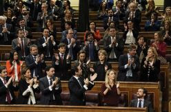 La estrategia de oposición de Pablo Casado reabre las tensiones en el PP: FAES vs los barones
