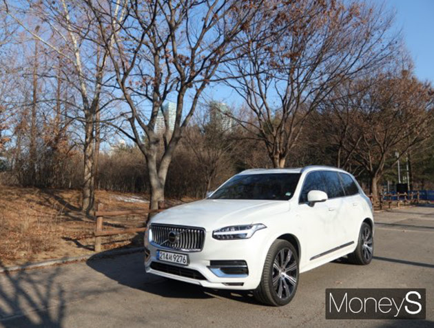 [XC90 Recharge] 괜히 플래그십이 아니네… 볼보 XC90 PHEV