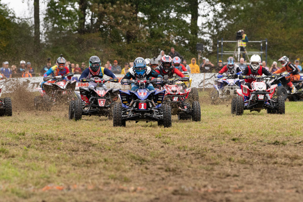 The 2020 Grand National Cross Country Season will once again be partnering with Vet Tix inviting active duty military and veterans to the races.