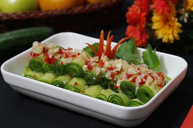 Salad dưa chuá»t chua cay giải ngán ngà y Tết - 7