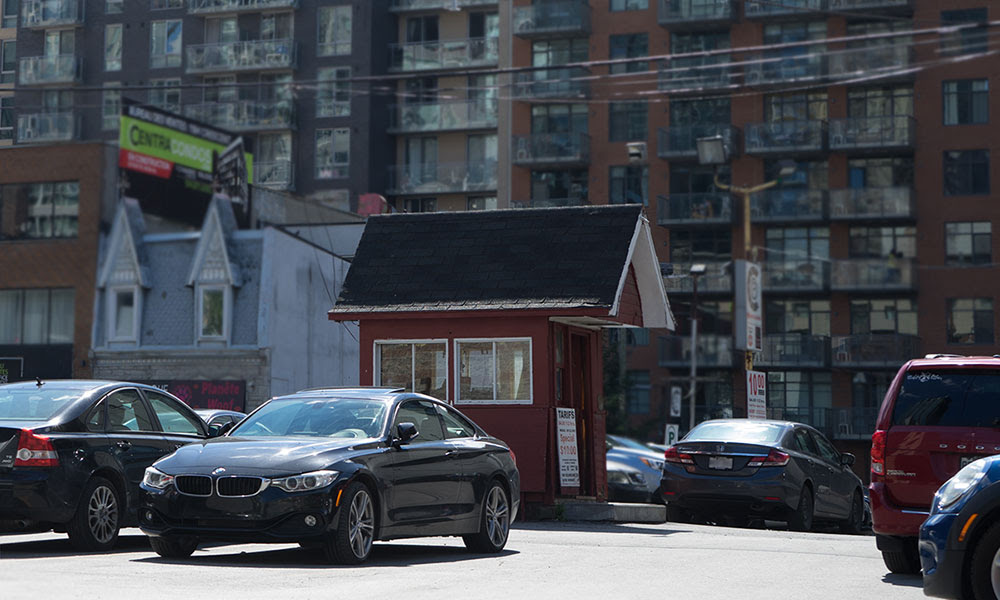 Crescent Parking Downtown Montreal parking lot solutions