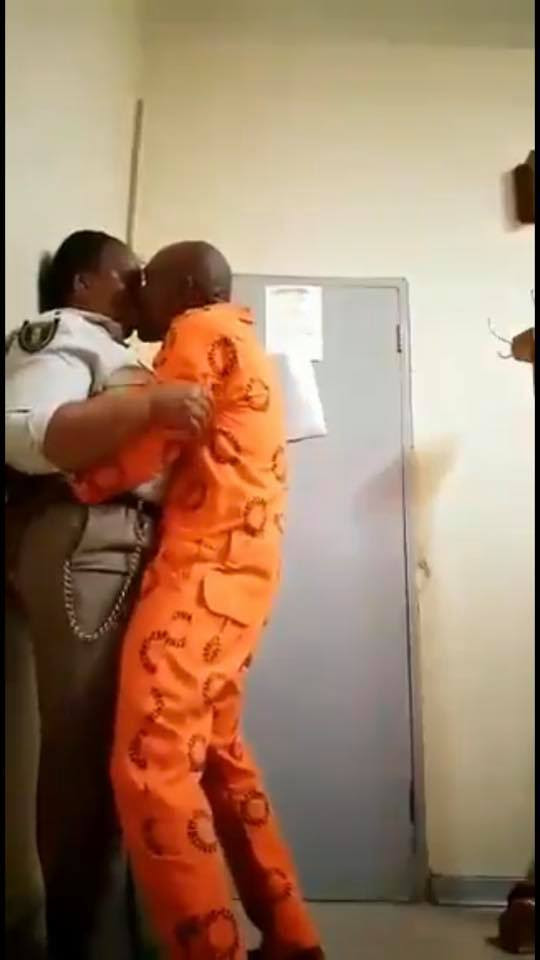 Female prison warder caught having unprotected sex with male inmate in office (18+ photos)