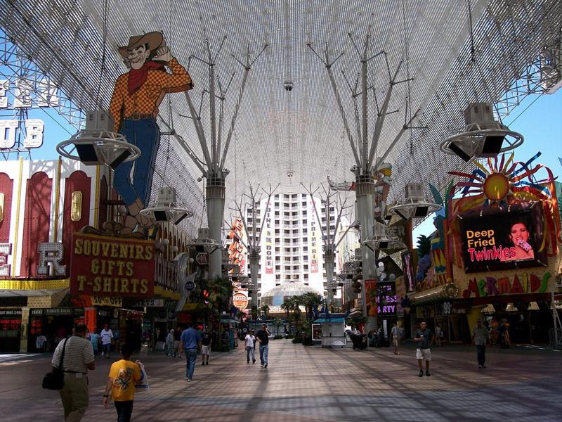 When the sun goes down, Fremont Street turns on the lights, so the fun doesn't stop.