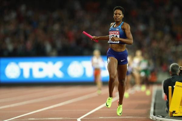 Phyllis Francis anchors the USA to gold in the women's 4x400m at the IAAF World Championships London 2017 (Getty Images)