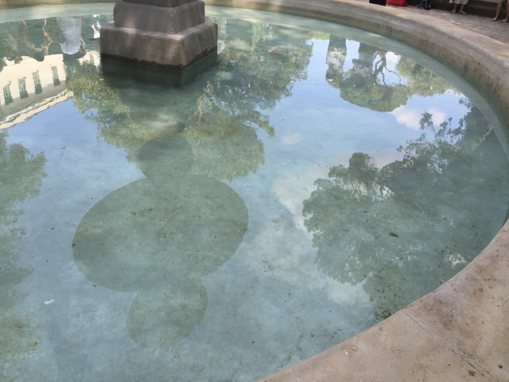 La fontana restaurata dagli olandesi a Viale Tiziano (foto ambm)