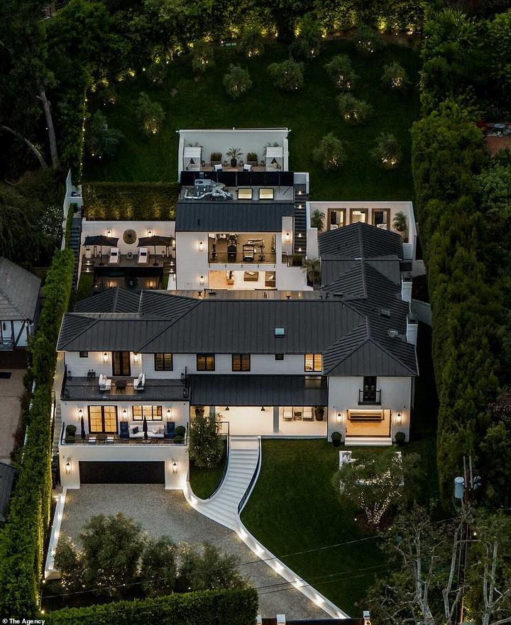 See inside the .8Million Mansion Rihanna just bought in Beverly Hills (photos)