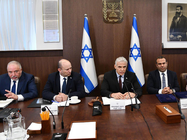 Government approves PM Lapid’s proposal to establish a...