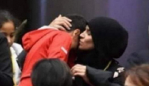 Muslim Woman Asked to Remove Her Hijab: “My Life Has Been Destroyed”