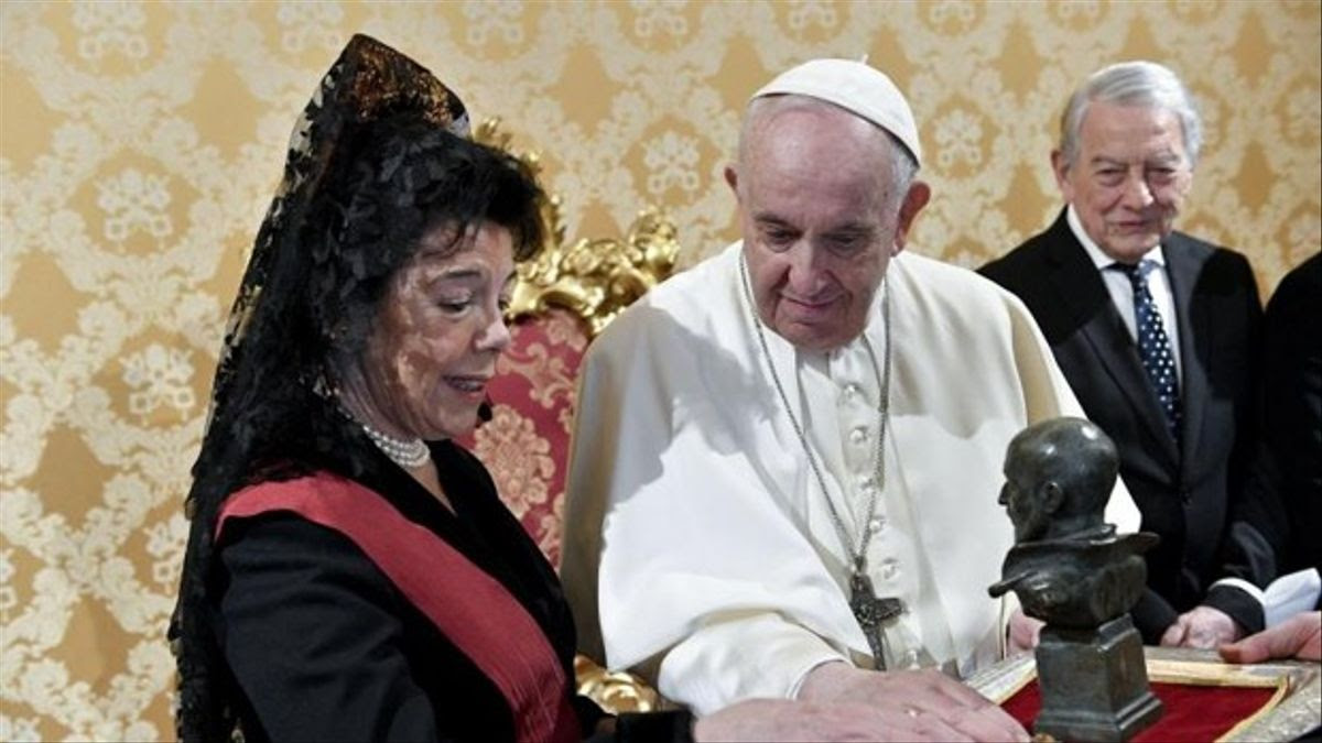 Isabel Celaá asume como embajadora ante la Santa Sede los retos en las relaciones entre la Iglesia y España