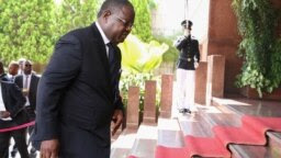Le Premier ministre Emmanuel Issoze Ngondet lors de la cérémonie présidentiel à Libreville, au Gabon, le 7 mai 2018.