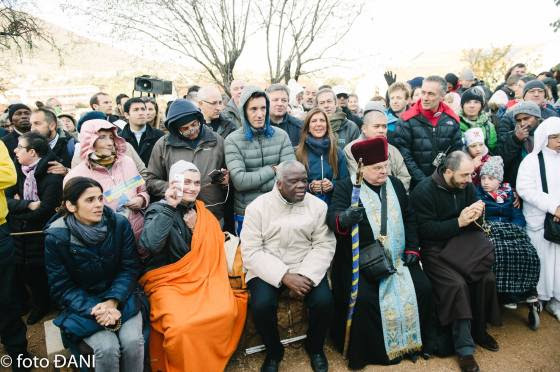 aparicion-de-la-virgen-el-medjugorje-el-2-de-noviembre-de-2016-4