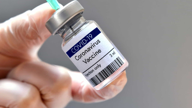 Moderna inicia testes da vacina contra covid-19 com adolescentes
