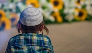 France: Two teens knock down and beat 8-year-old Jewish boy for wearing a kippa