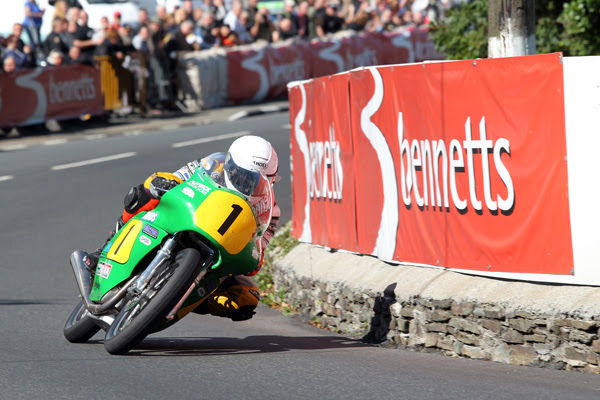 Oli Linsdell leans the Paton 500cc into the corner at Ginger Hall