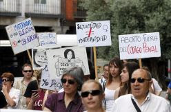 El recurso del Partido Popular contra la ley que convirtió el aborto en derecho lleva diez años congelado en el Constitucional