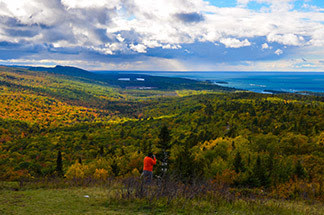 A stunning view of Lake Superior and the Keweenaw Peninsula from Brockway Mountain is shown.