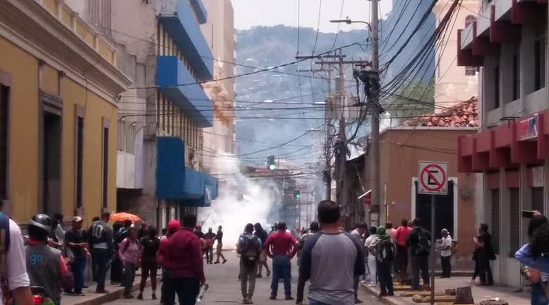 Arde Honduras