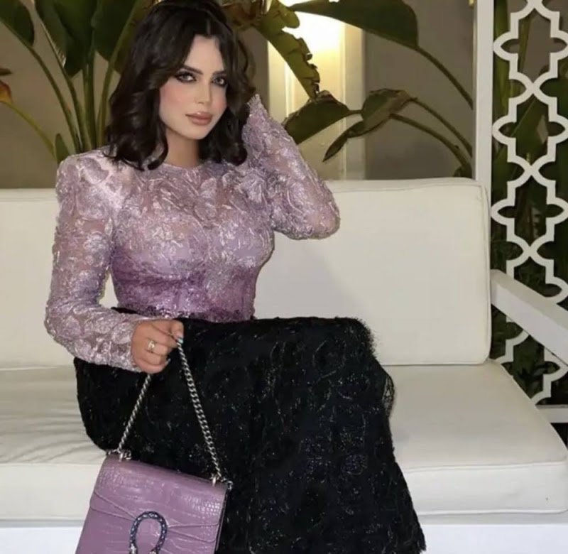 شاهد رهف القحطاني ترد على الانتقادات بشأن فستانها المثير للجدل