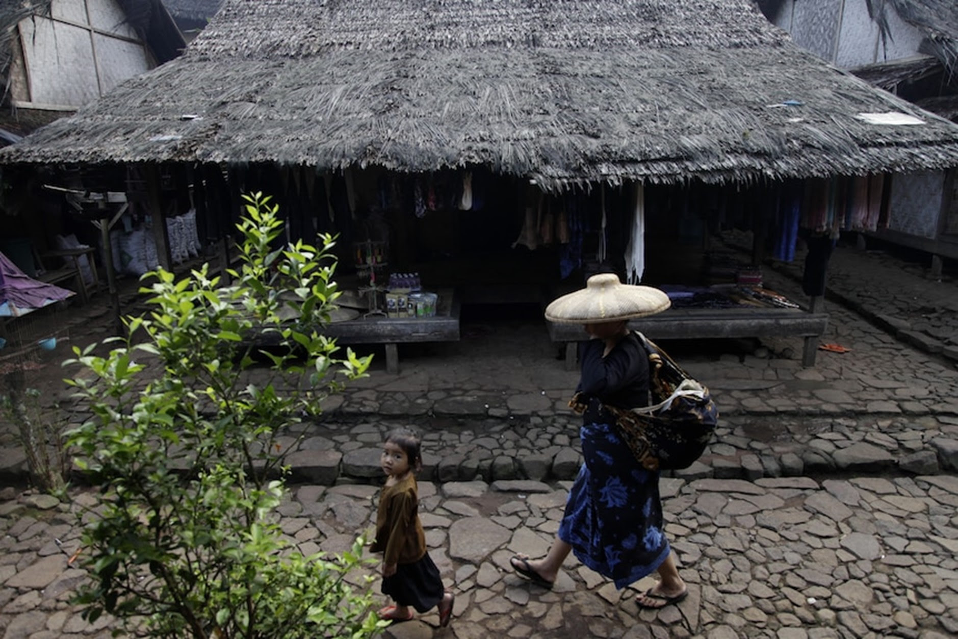 Indonesia's Baduy Indigenous group requests internet blackout to minimise online negative impact