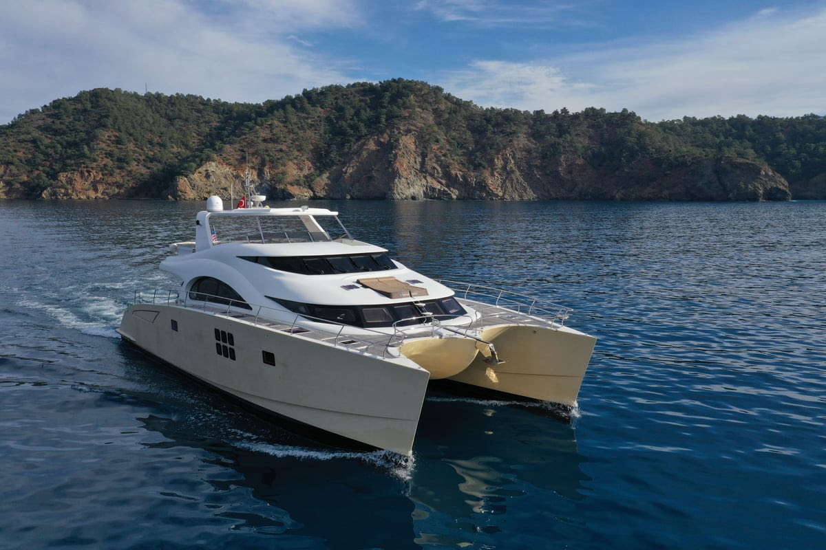 Sunreef 70 Power Yacht For Sale Exterior 2