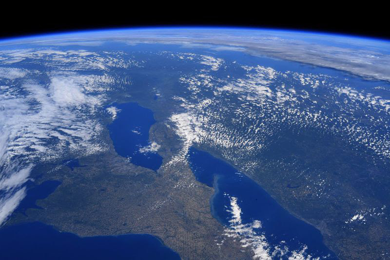 Trái đất tuyệt đẹp chụp từ tàu Crew Dragon trong chuyến bay lịch sử - Ảnh 7.