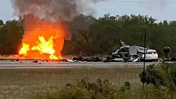 8 Killed on Texas Highway as Smuggler Driving Car Full of Illegal Migrants Crashes