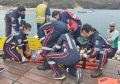 Botes salva-vidas trouxeram as vítimas para o porto onde era feita a triagem dos feridos 
