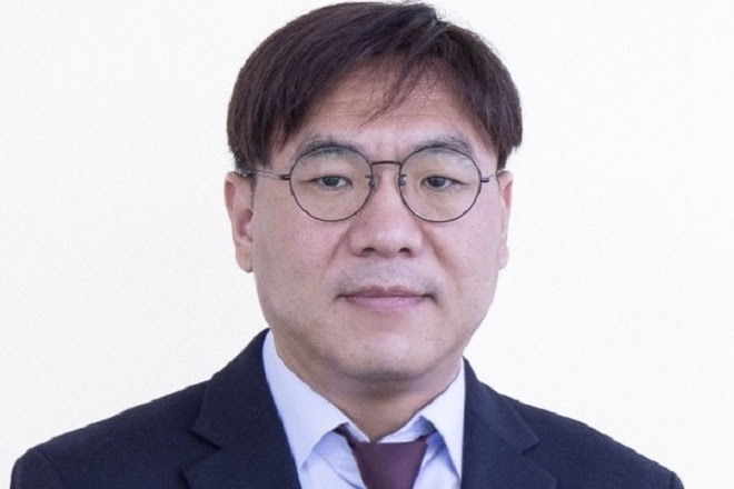 Image of Mr CHO