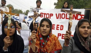 Pakistan: 14-year-old Christian girl abducted, converted to Islam and married off to her abductor