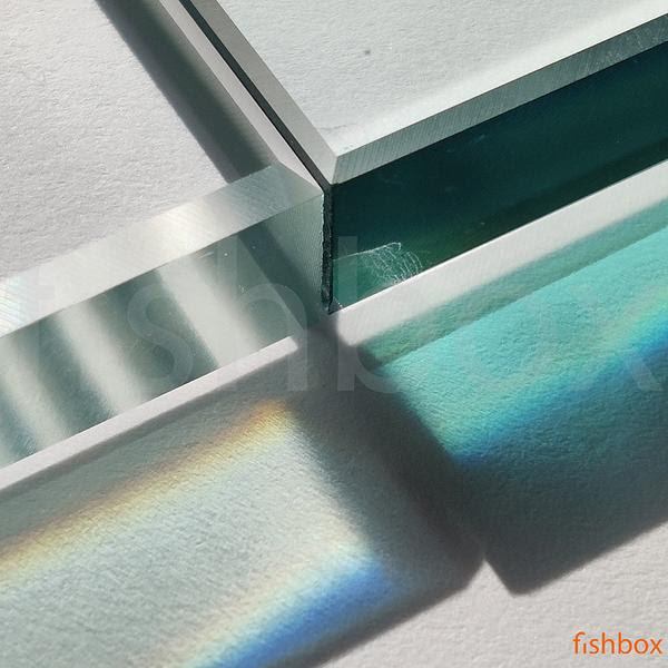Optiwhite in navadno steklo - fishbox