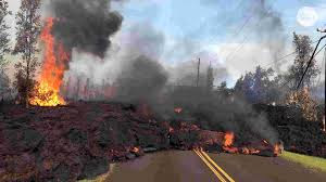 Live Stream! Hawaii Volcano Mandatory Evacuation - 10 Fissures, 300 ft Lava, Sulphur Gas, 566 Earthquakes (Video)