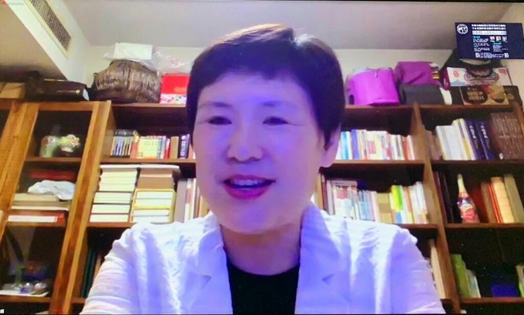 Videoconferência China Brasil - reitora da Faculdade de Medicina Tradicional Chinesa da Universidade Hebei, Gao Weijuan