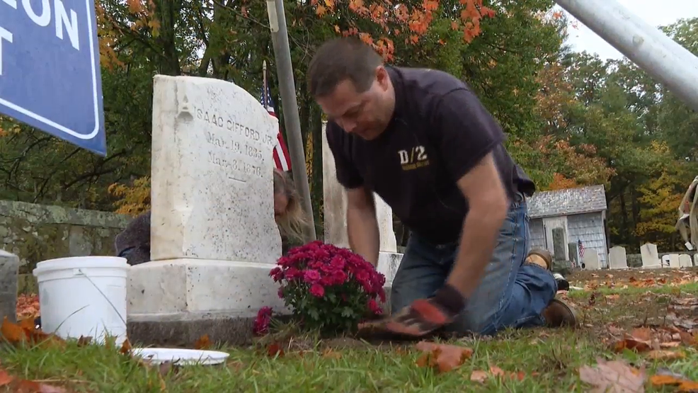  Westport residents volunteer to clean, restore gravestones