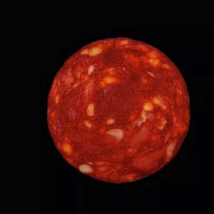 A Physicist’s Awe-Inspiring Photo of a Distant Red Star Went Viral on Twitter. Then He Revealed It Was a Slice of Chorizo