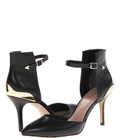 See  image Enzo Angiolini  Caswell 