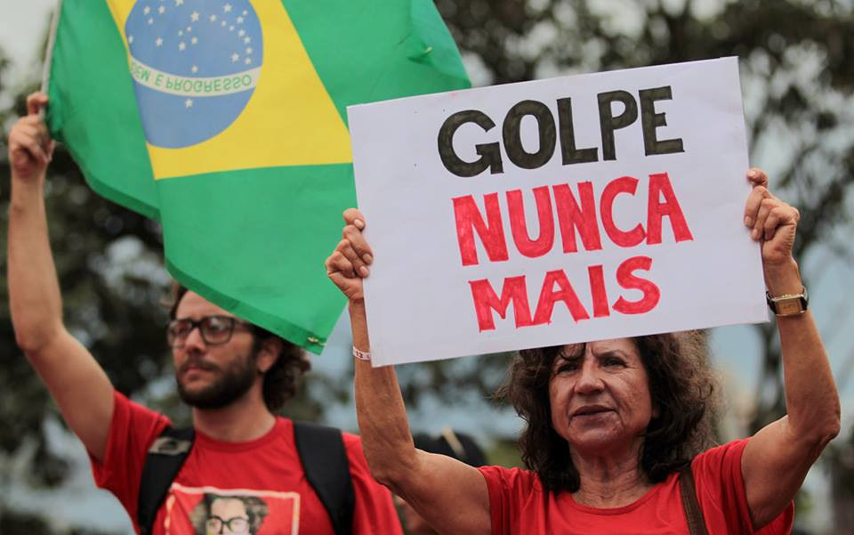 Ato-em-defesa-dos-direitos-dos-trabalhadores.jpg