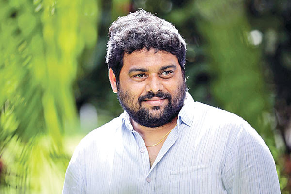 కుంచె ఇస్తారనుకుంటే... చీపురిచ్చారు!