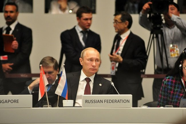 Силовая игра Путина. Почему у России почти все козыри в украинском кризисе