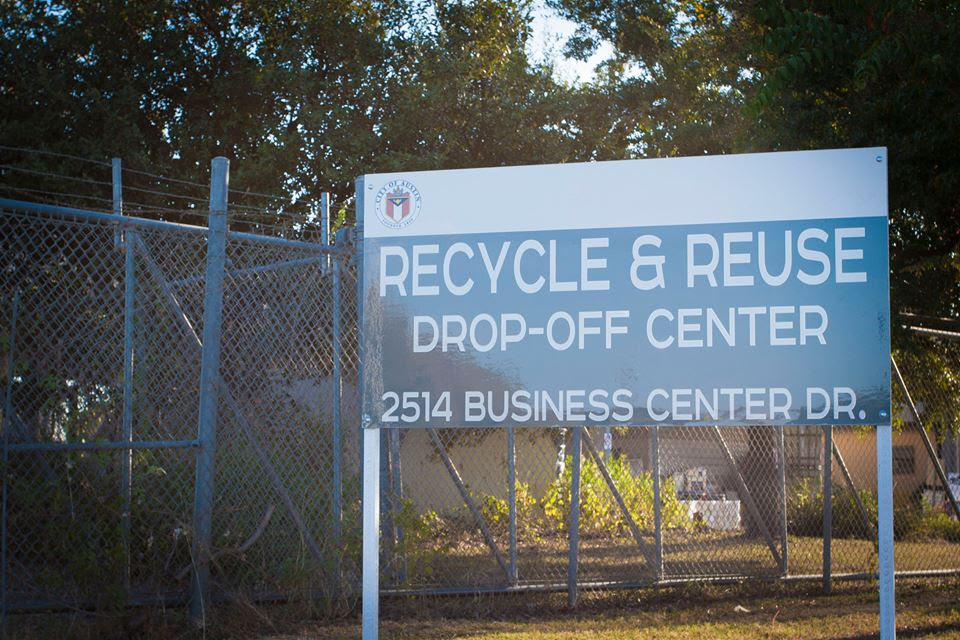 There will be a tour of the new Recycle & Reuse Drop-Off Center on Saturday.