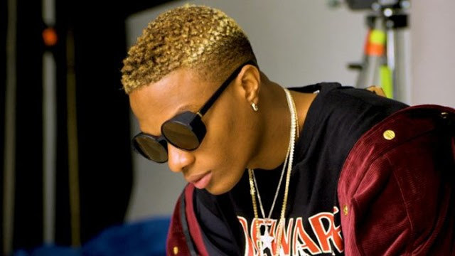 “Your Songs Are Predictable, Repetitive And Boring These Days” – Nigerian Journalist Tells Wizkid
