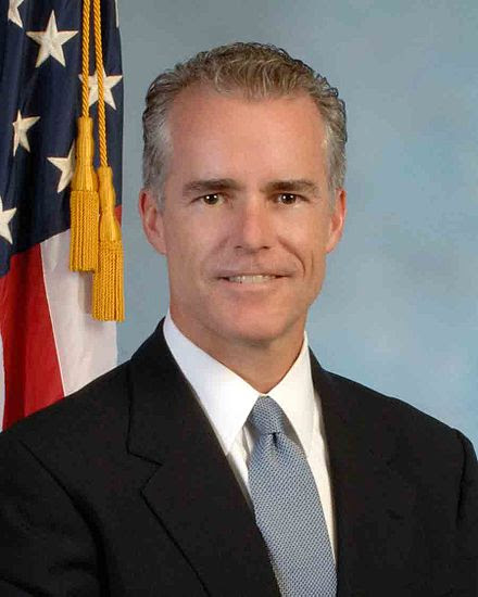Andrew_McCabe_official_photo