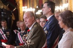 Juan Carlos I, rey con los pies de barro
