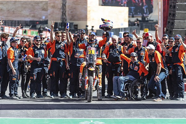 PODIUM RESULT FOR PRICE AT 2020 DAKAR RALLY 1